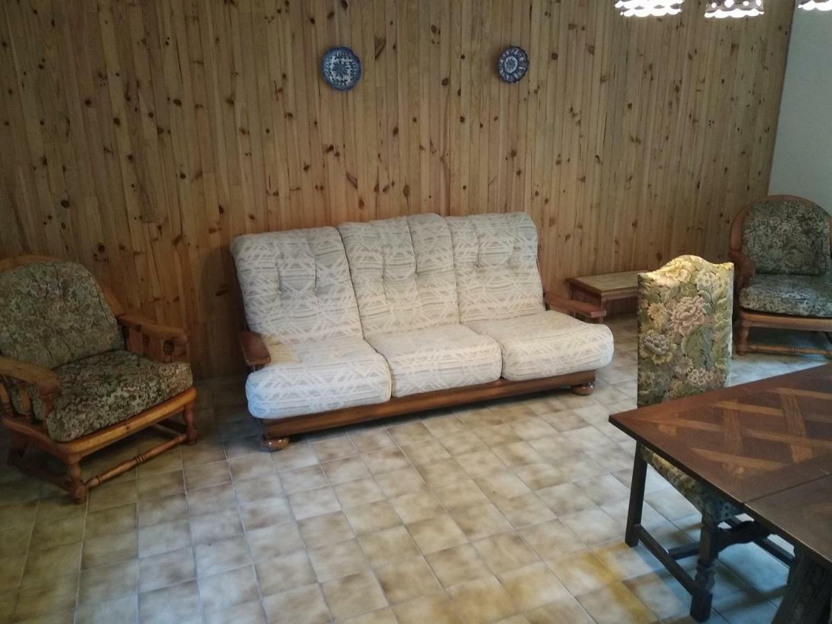 فيلا Le Botcol Plouguernével المظهر الخارجي الصورة